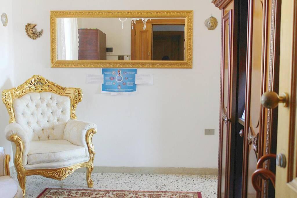 The Golden Apartment Venise Extérieur photo